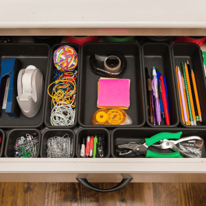 Die aufgeräumte Büroschublade in deinem Ordnungssystem